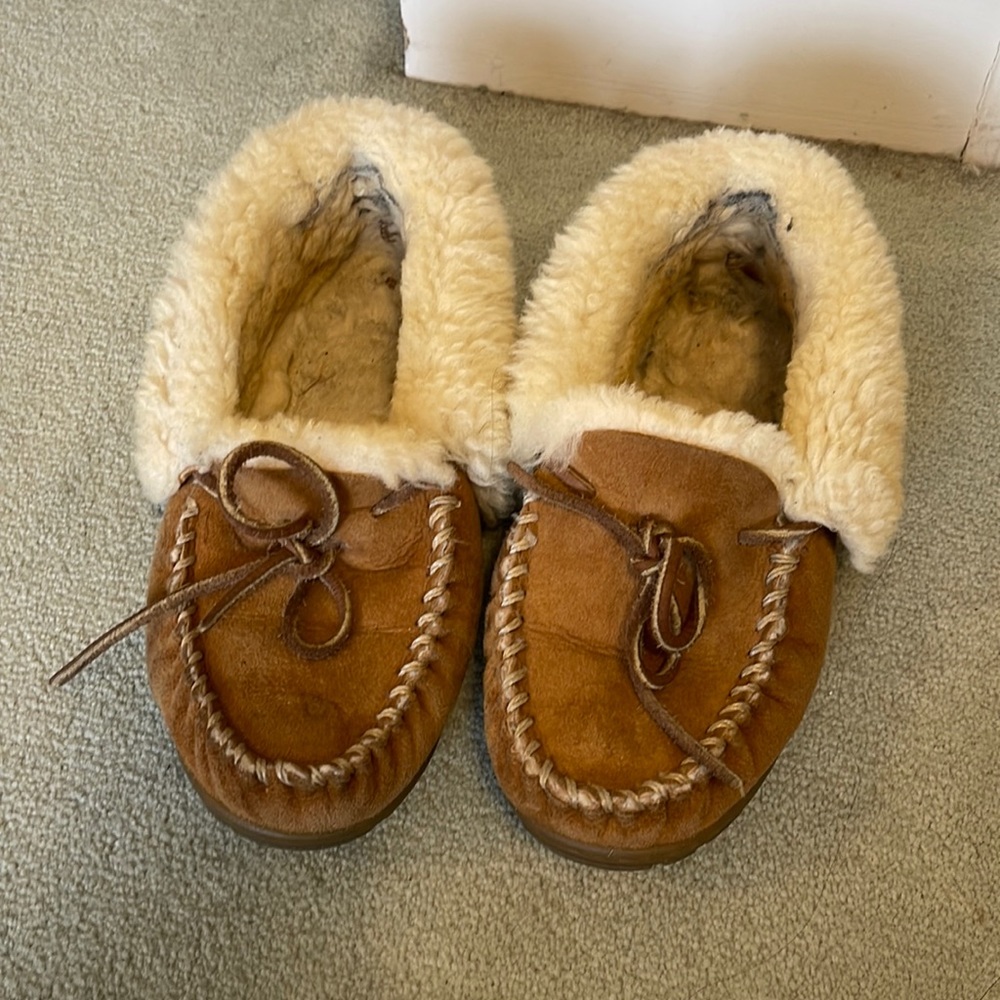 L.L Bean slippers, size 7